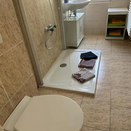 In דירה לוקנוואלדה